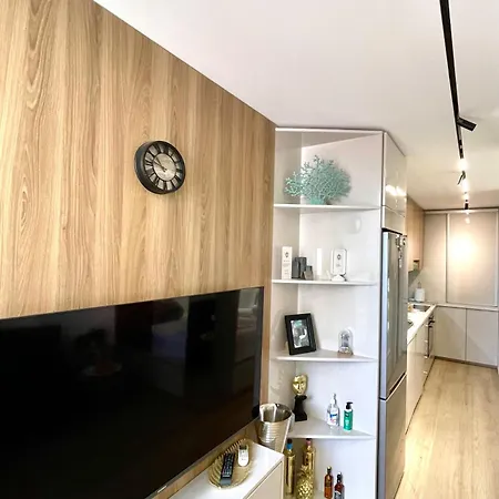 Suitenapa22 Apartman *