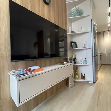 Апартаменты Suitenapa22 Айя-Напа