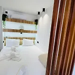 Suitenapa22